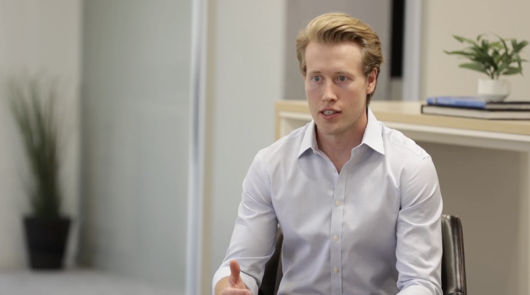 Compound principal — founder portrait